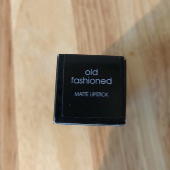 Melt Cosmetics ultra matte lipstick Old fashioned NEW - Picture 3 of 5